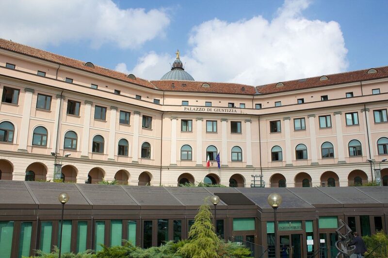Il palazzo di giustizia di Asti (foto di Incola licenza: CC-BY-SA-4.0)