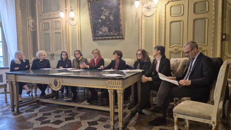 La conferenza di presentazione per l'iniziativa di piantumazione di alberi