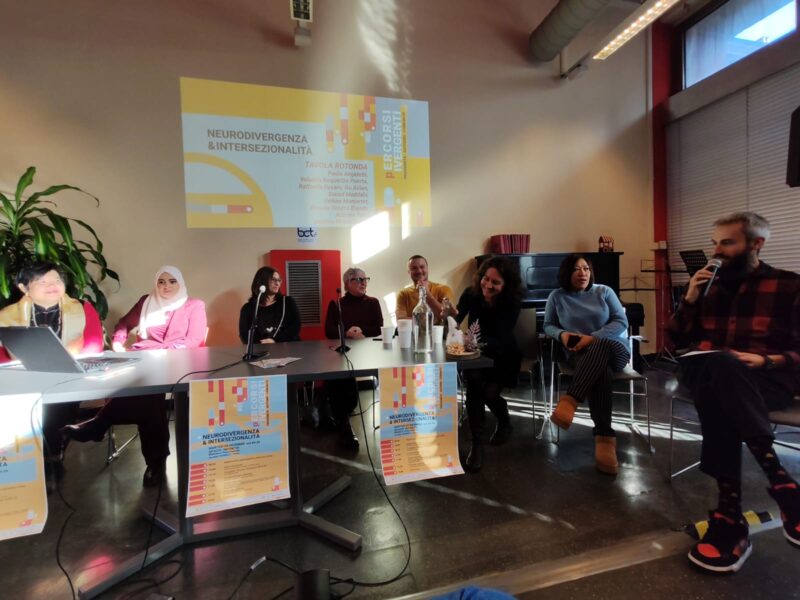 Incontro Percorsi divergenti, tavola rotonda