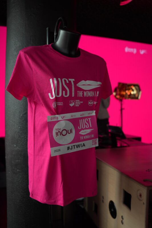 Just the woman I am ufficio stampa