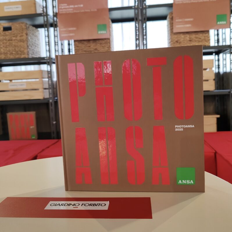 photoAnsa 2025 al gazebo di piazza Carlo Felice