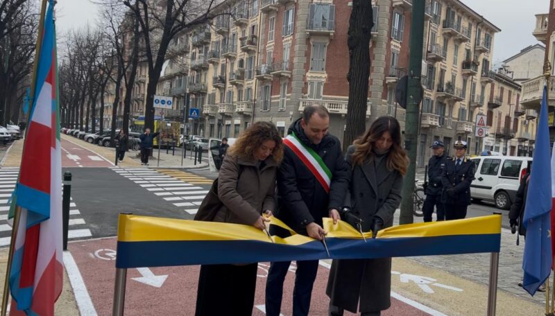 Lorusso, Foglietta, Troise inaugurazione corso Racconigi